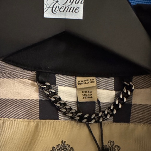 Burberry Black Women's Trench Coat - Picture 12 of 15